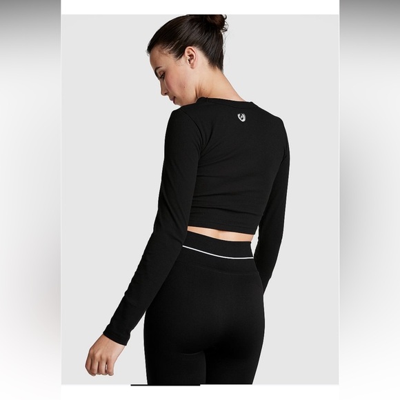 PINK Victoria’s Secret Rib Long-Sleeve Crop Top - Picture 2 of 8
